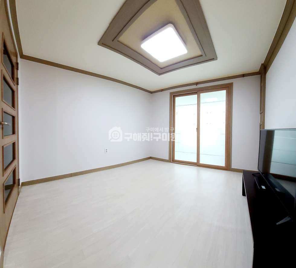 경북 구미시 사곡동 구미시 사곡동 거실 넓은미니투룸,편세권,분리형 주방,공단이동 용이,이노텍,홈플러스 월세 매물번호 11611 사진 4