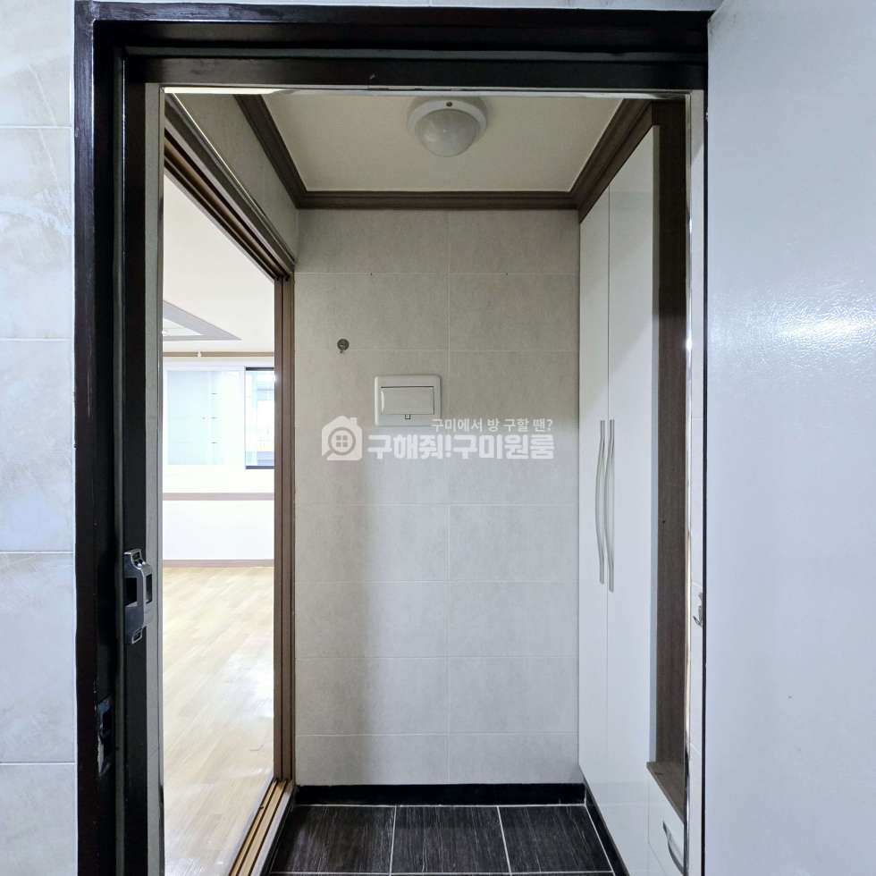 경북 구미시 원평동 1037-32 구미시 원평동 넓은 거실 미니투룸ㅣ화장대ㅣ터미널ㅣ문성 선산이동 용이 월세 매물번호 11794 사진 2