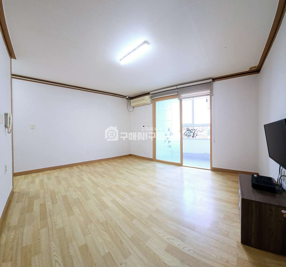 경북 구미시 상모동 구미 상모동 넓은구조 원룸ㅣ공단이동 용이ㅣ상권 최고ㅣ인근 공원ㅣ트인구조 월세 매물번호 11836 사진 4