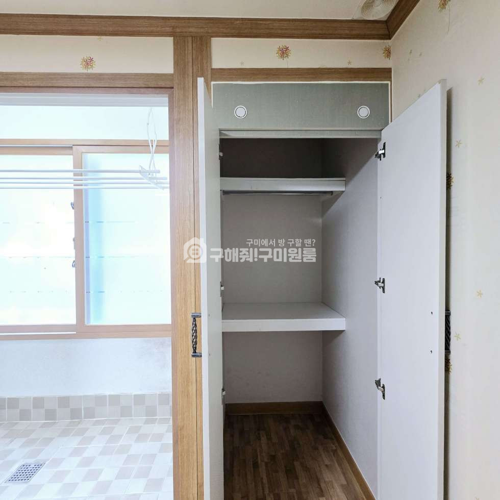 경북 구미시 사곡동 구미시 사곡동 깔끔한 원룸ㅣ트인구조ㅣ주방 분리ㅣ사곡역ㅣ상권 최고ㅣ책상 월세 매물번호 12146 사진 11
