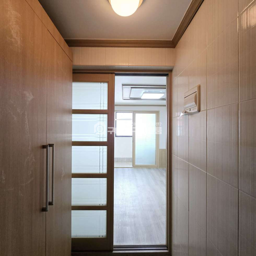 경북 구미시 원평동 구미 원평동 깔끔한 미니투룸ㅣ트인구조ㅣ주방분리ㅣ주차차단기ㅣ문성이동 용이 월세 매물번호 12230 사진 3