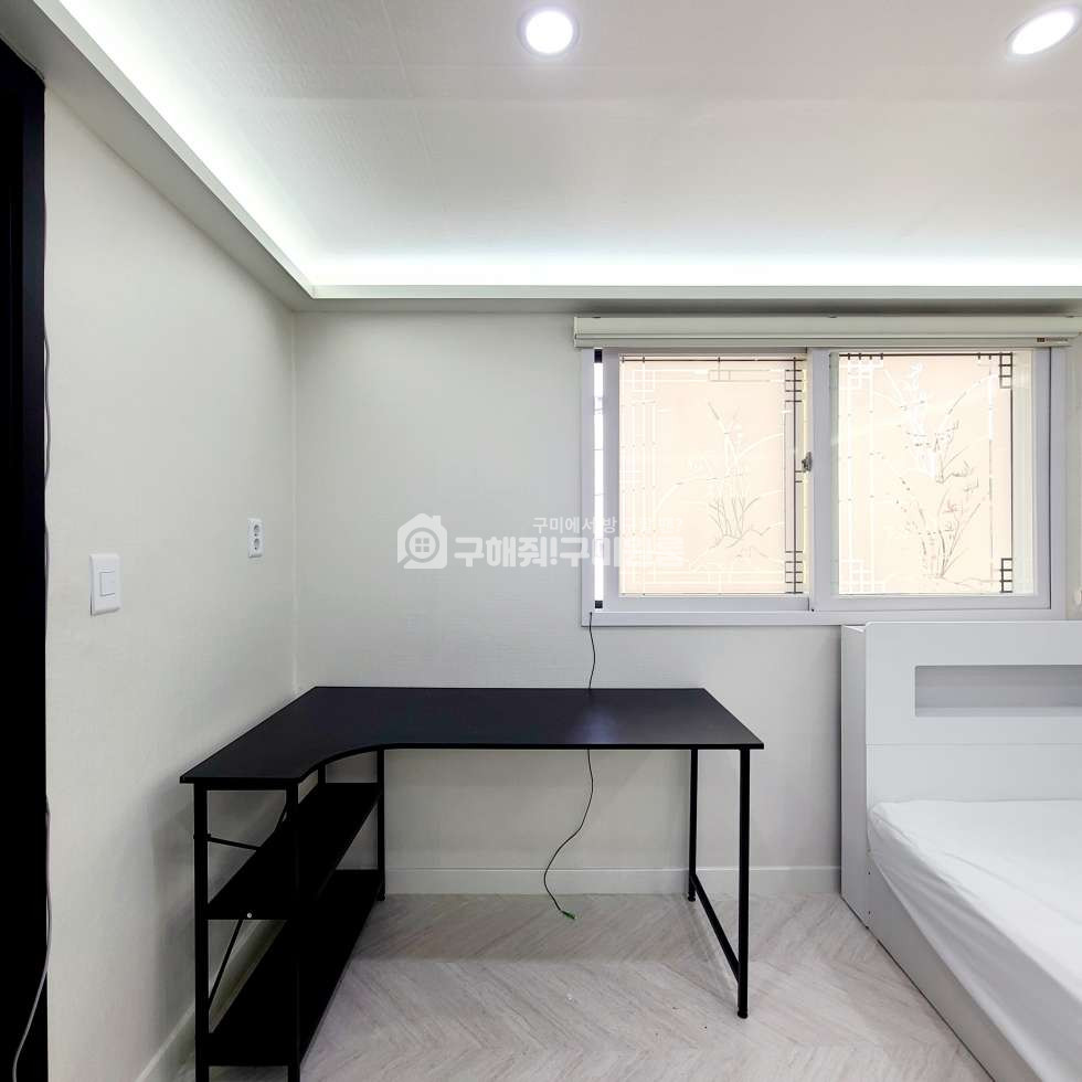 경북 구미시 사곡동 구미 사곡동 아주 큰 리모델링 원룸ㅣ트인구조ㅣ침대ㅣ편세권ㅣ건조기ㅣ사곡역 월세 매물번호 11296 사진 8