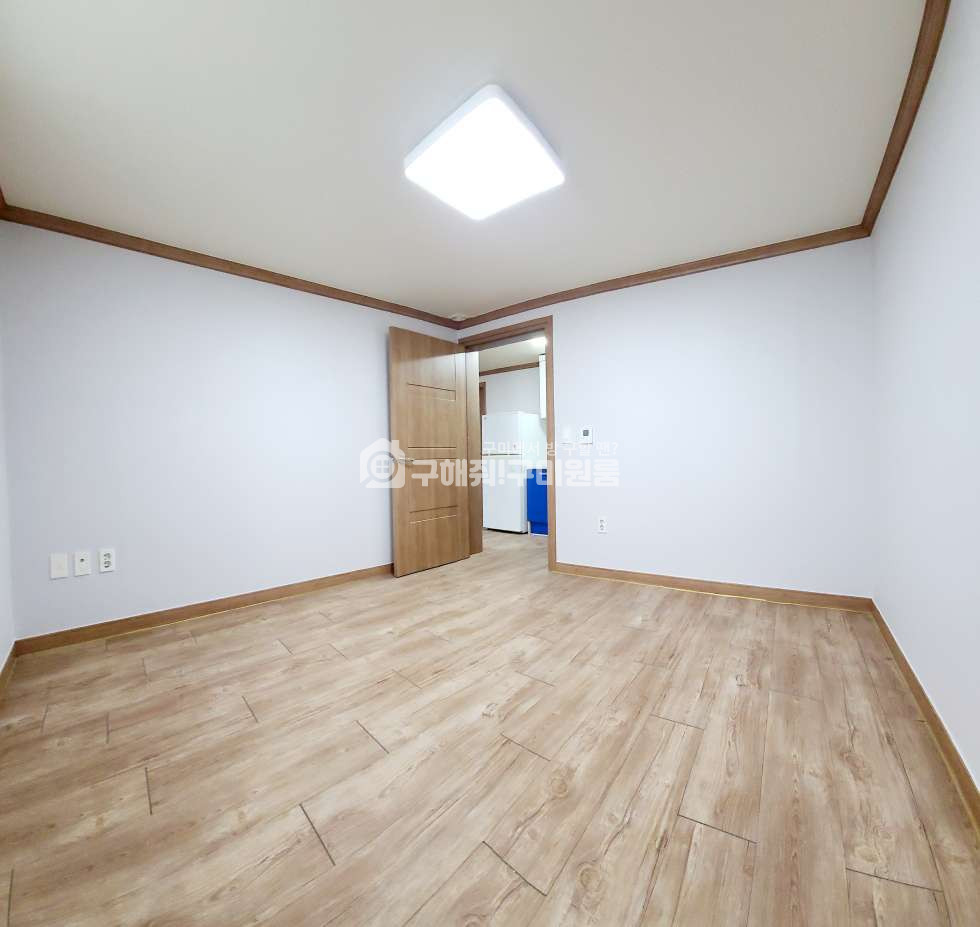 경북 구미시 송정동 넓은 미니투룸,트인구조,차병원,다이소,주방 분리,위치 최상 월세 매물번호 12679 사진 7