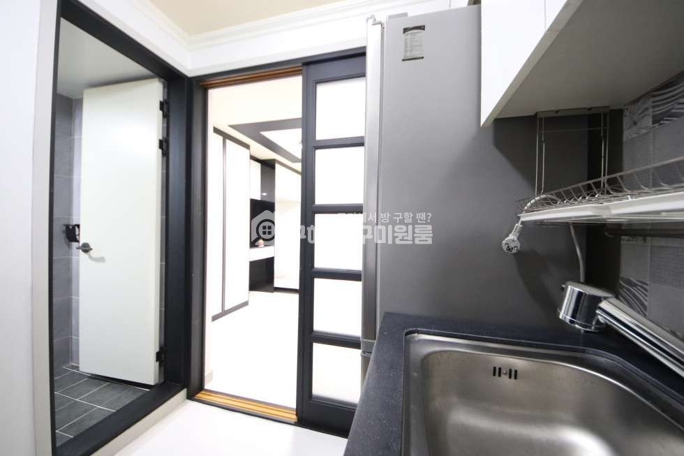 경북 구미시 사곡동 422-105 ★구미시 사곡동★리모델링원룸★사곡역 인접★침대, 붙박이장 월세 매물번호 12891 사진 3
