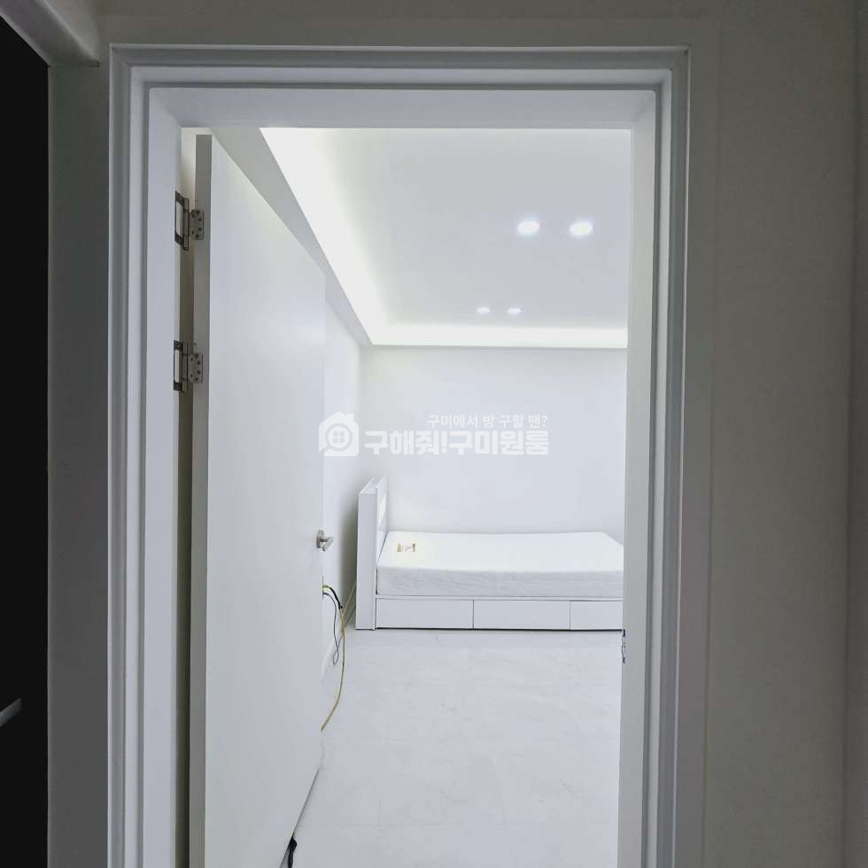 경북 구미시 상모동 구미시 상모동 리모델링 원룸ㅣ건조기ㅣ주방 분리ㅣ상권 최고ㅣ화이트톤ㅣ침대 월세 매물번호 11800 사진 3