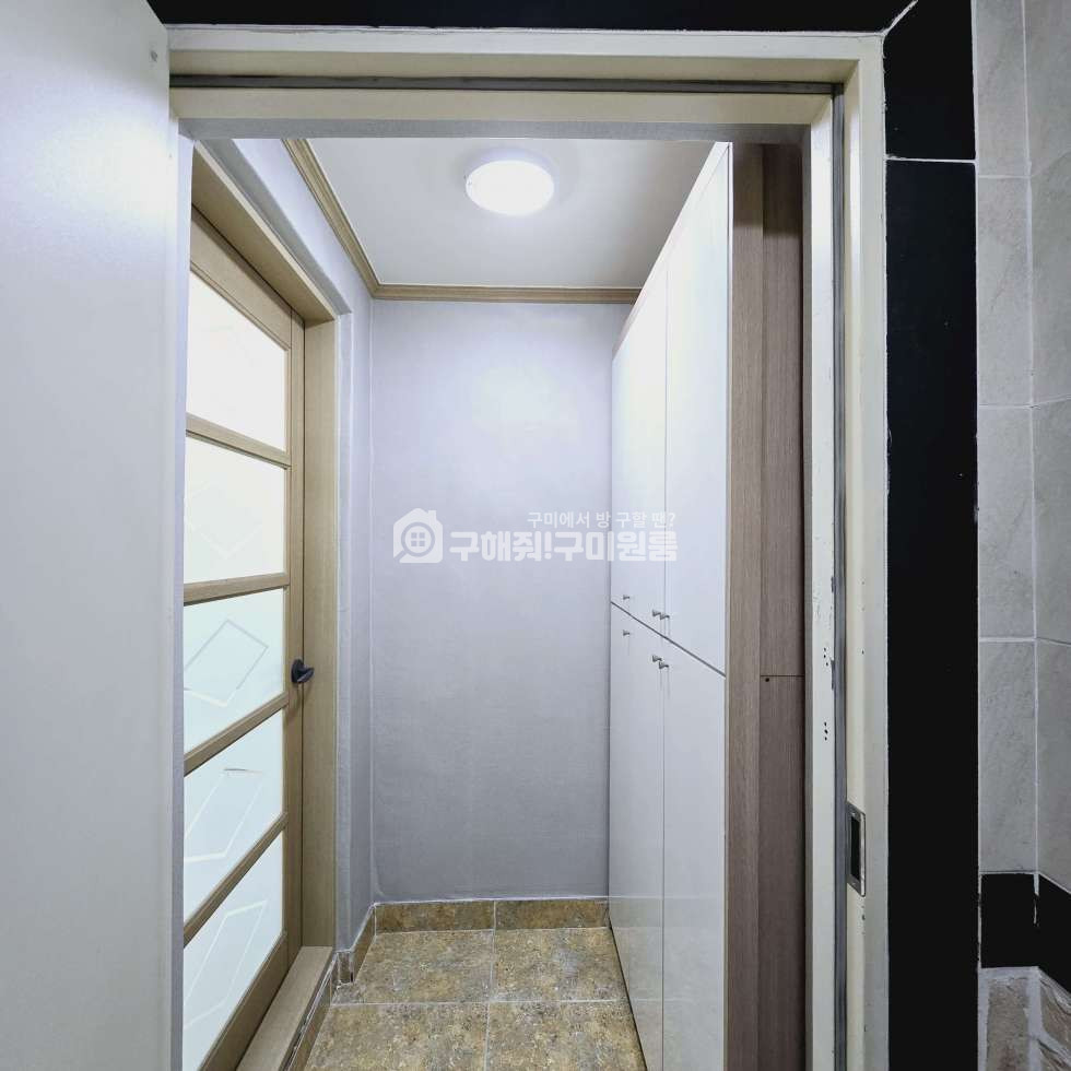 경북 구미시 임은동 구미시 임은동 깨끗한 원룸ㅣ옷장ㅣ인근 공원ㅣ금요일 번개시장ㅣ공단이동 용이 월세 매물번호 11413 사진 2
