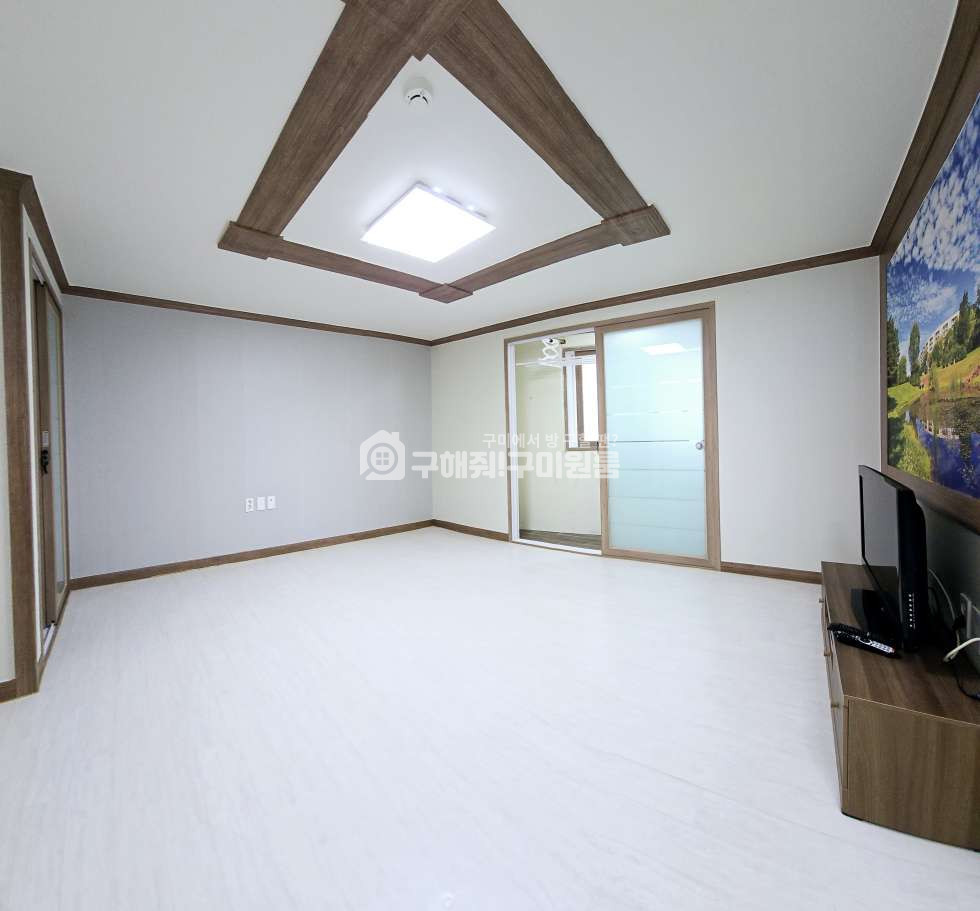 경북 구미시 사곡동 구미시 사곡동 거실 넓은 미니투룸 ,트인구조,주방분리,상권 굿 월세 매물번호 11151 사진 6