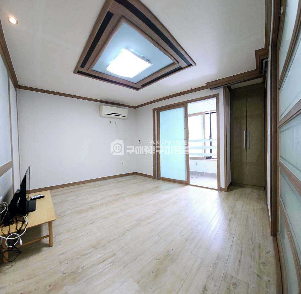 경북 구미시 도량동 구미시 도량동 넓은 원룸ㅣ트인구조ㅣ조용한 동네ㅣ구미역ㅣ맥도날드ㅣ주거지역 월세 매물번호 11357 사진 8